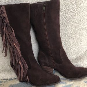 Reba Suede brown boots with fringe. Size 6.5